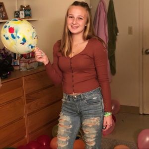 Meet your Posher, Rachel